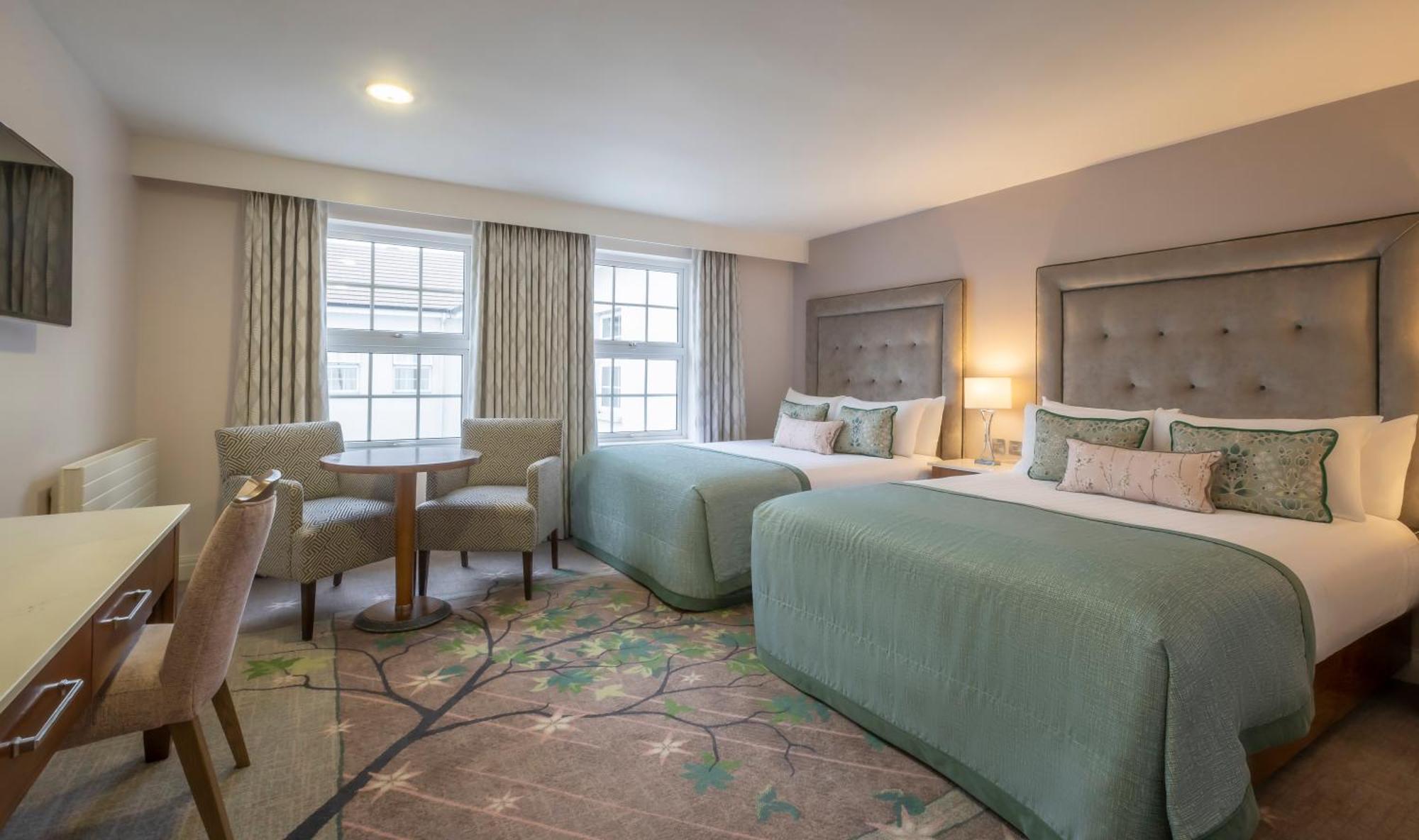 Slieve Russell Hotel 밸리코넬 외부 사진