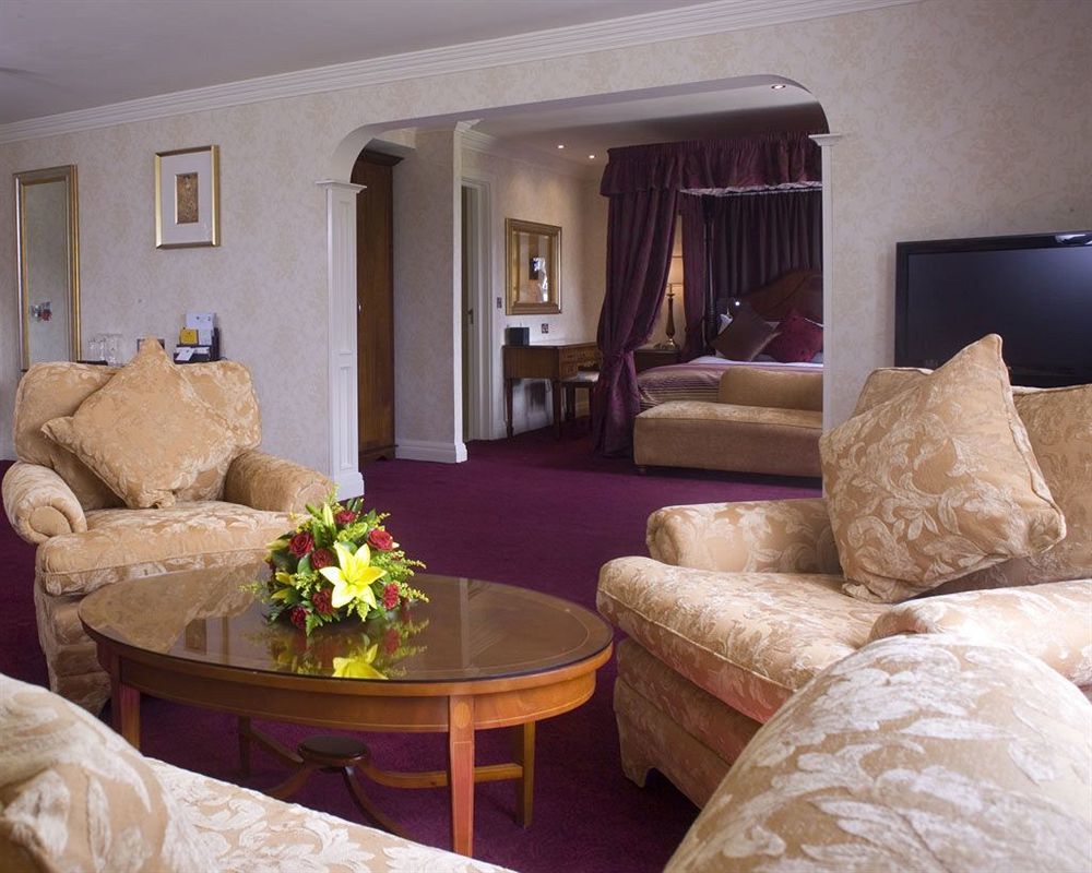 Slieve Russell Hotel 밸리코넬 외부 사진
