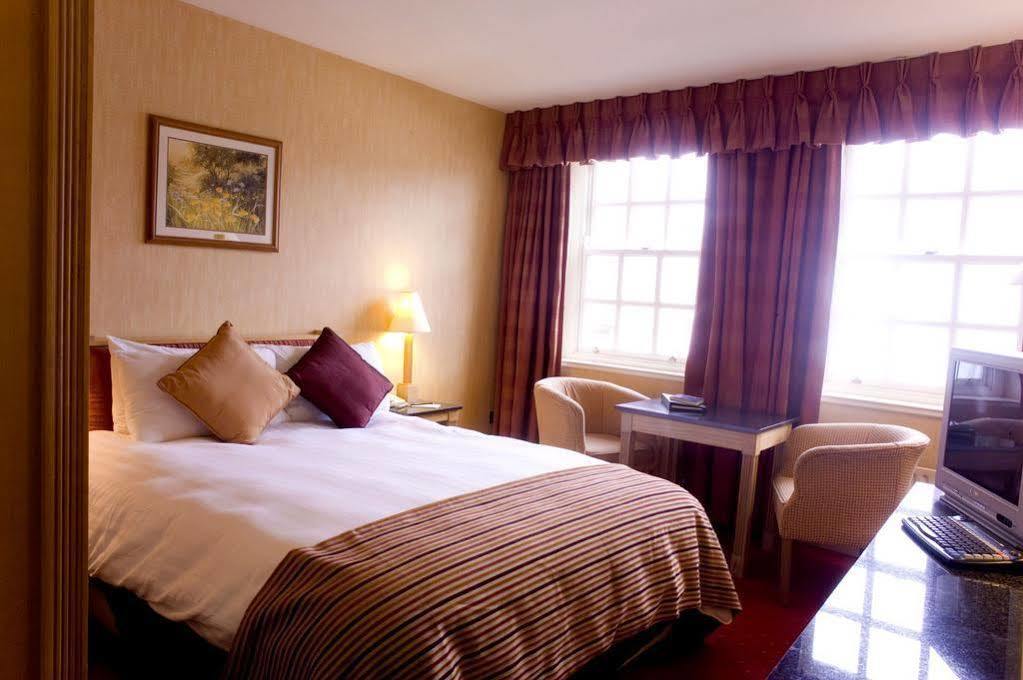 Slieve Russell Hotel 밸리코넬 외부 사진